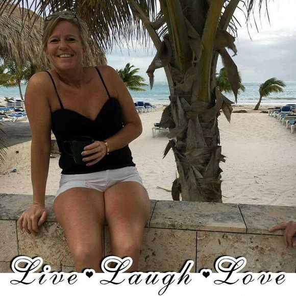 Meet your Posher, Sarah - Picture 1 of 1